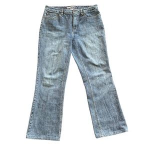 Tommy Hilfiger women's medium wash jeans